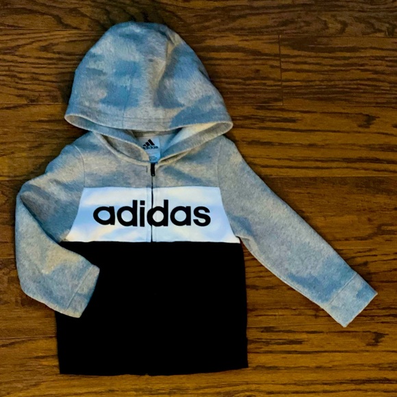 Adidas Hoodie/Jogger Set & Adidas AEROREADY Dry Fit Logo T-Shirt (3T) - Picture 6 of 6